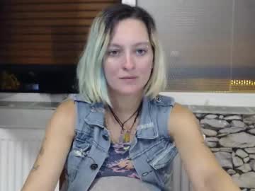 Blossomtiffany August 18, 2025 Chaturbate stream image
