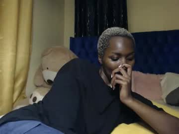 Prettyquee August 18, 2025 Chaturbate stream image