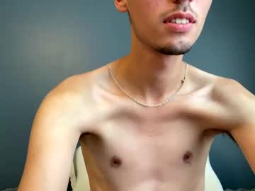 Skinnylover420 August 18, 2025 Chaturbate stream image