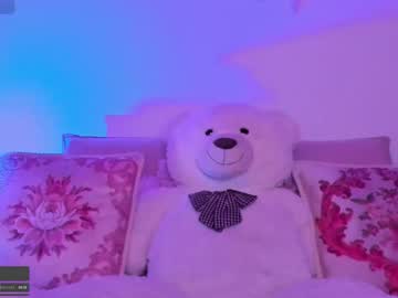 Julieta_Cooper20 August 19, 2025 Chaturbate stream image