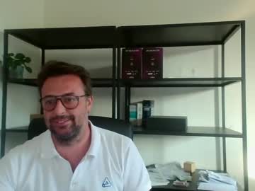 Esibizionista_91 stream photo from August 19, 2025