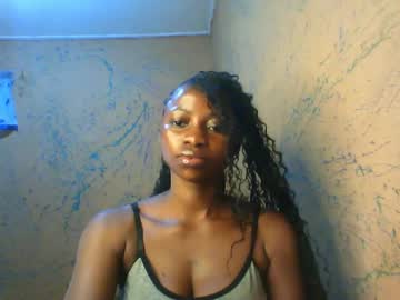 Juicypiexx August 19, 2025 Chaturbate stream image