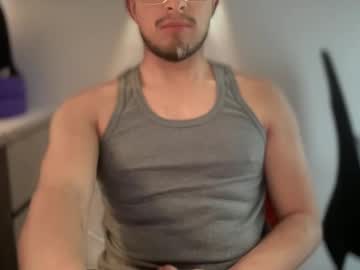 Carlcarlinches4 stream photo from August 19, 2025