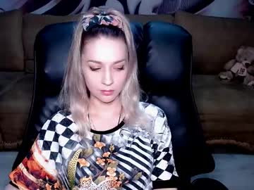 Lovellymalina August 19, 2025 Chaturbate stream image