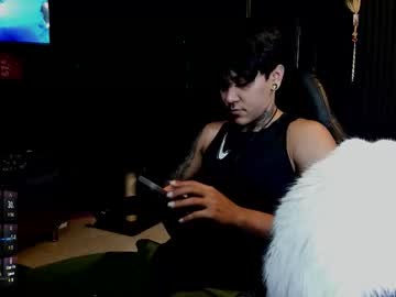 Zhoestrong August 19, 2025 Chaturbate stream image