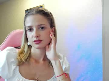 Julie_Flores August 19, 2025 Chaturbate stream image