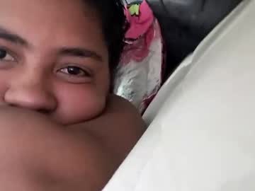 U517586014 August 19, 2025 Chaturbate stream image