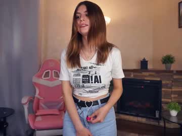 Earthadobb August 19, 2025 Chaturbate stream image