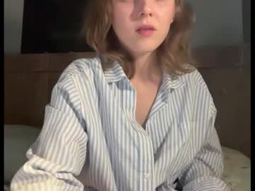 Holydori August 19, 2025 Chaturbate stream image
