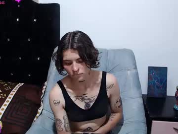 Pretty_Cristal22 August 19, 2025 Chaturbate stream image