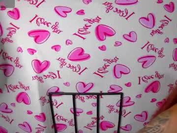 Krissone_1 August 20, 2025 Chaturbate stream image