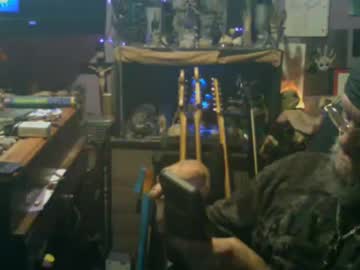 Johnnyshung1 August 20, 2025 Chaturbate stream image