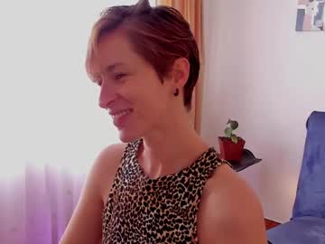 Cuddlingbunnny August 20, 2025 Chaturbate stream image