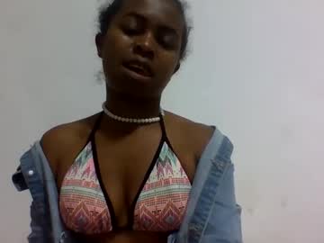 Erolinee August 20, 2025 Chaturbate stream image