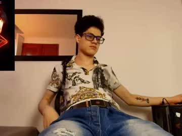 Wolfan_Sky August 21, 2025 Chaturbate stream image