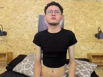 Heat_Kink August 21, 2025 Chaturbate stream image