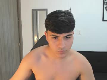 Mike_Falcon13 August 21, 2025 Chaturbate stream image