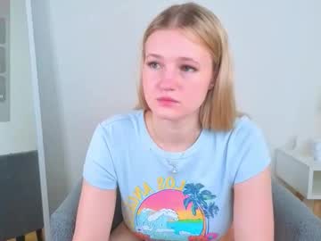 Emilyhewell August 22, 2025 Chaturbate stream image