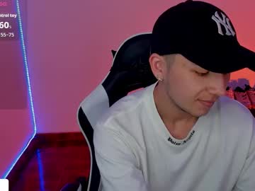 Oliver_Kyy August 22, 2025 Chaturbate stream image
