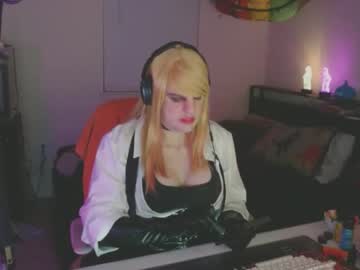Suenami923 August 22, 2025 Chaturbate stream image