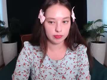 Shyshyshyshyshy3 August 22, 2025 Chaturbate stream image
