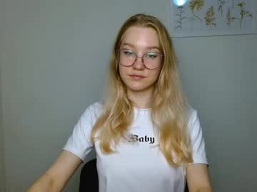 Abbymoore__ August 22, 2025 Chaturbate stream image