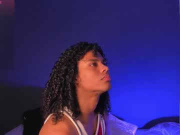 Lucas_Eevans07 August 22, 2025 Chaturbate stream image