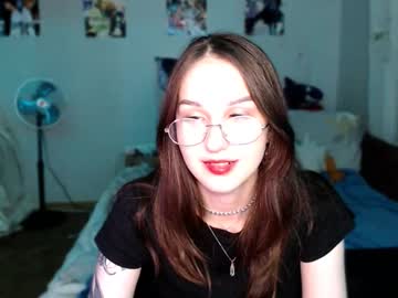 Poppyglow August 22, 2025 Chaturbate stream image