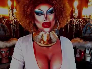 Queendomcum6 stream photo from August 22, 2025