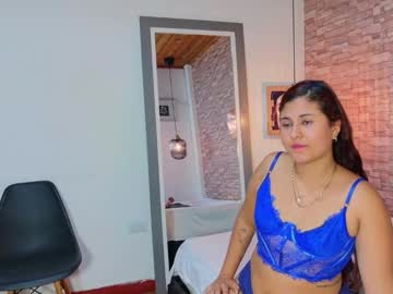 Littlee_Molly18 August 22, 2025 Chaturbate stream image