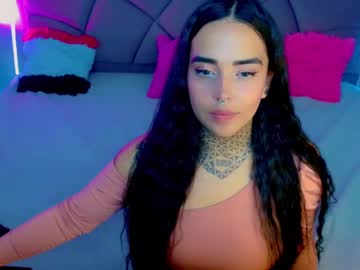 Carolaine01 August 22, 2025 Chaturbate stream image