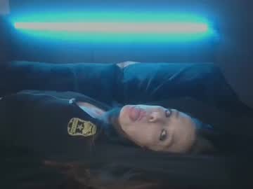 Smokeingbitch420 stream photo from August 23, 2025