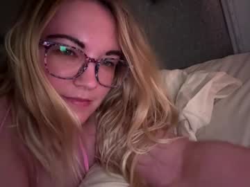 X_Dreamgirl_X stream photo from August 24, 2025