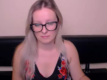 Vanillaex_ August 25, 2025 Chaturbate stream image