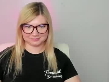 Molly_Moree August 25, 2025 Chaturbate stream image