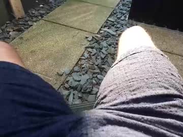 Thicksingarters stream photo from August 25, 2025
