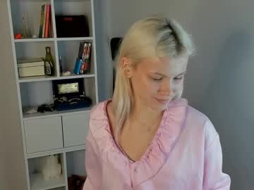 Vilvetvixen August 26, 2025 Chaturbate stream image