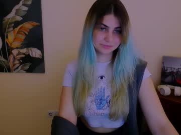 Love_Instinct August 26, 2025 Chaturbate stream image