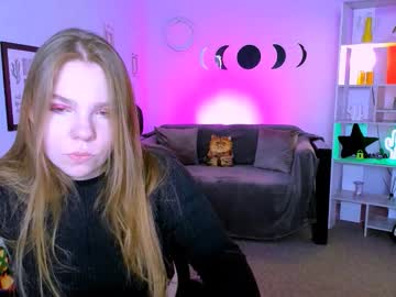 Esma_Shine August 27, 2025 Chaturbate stream image
