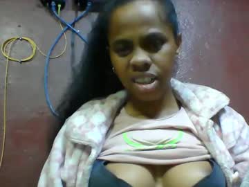 Nirinahfy August 27, 2025 Chaturbate stream image