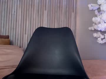 Michellee_20 August 27, 2025 Chaturbate stream image