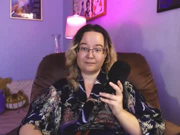 Love_You_Julia August 27, 2025 Chaturbate stream image