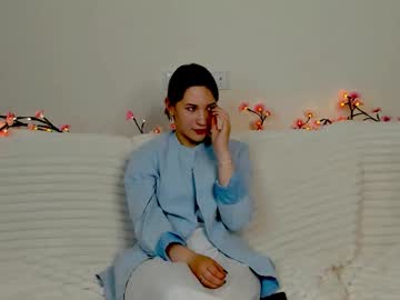 Niaholmer August 28, 2025 Chaturbate stream image