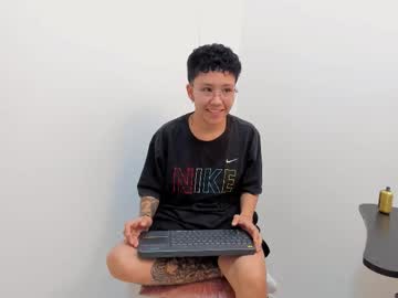 Moonkitty_ August 28, 2025 Chaturbate stream image