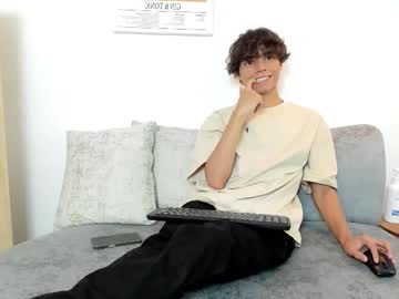 Honeymoon_Sariel August 28, 2025 Chaturbate stream image