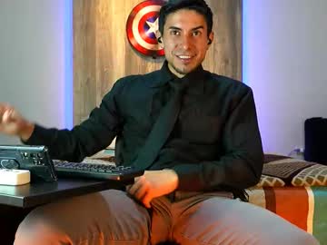 Andrew_Elliot August 29, 2025 Chaturbate stream image