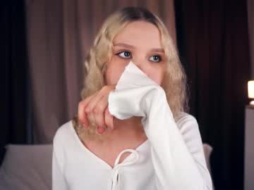 Luellazahnen August 29, 2025 Chaturbate stream image