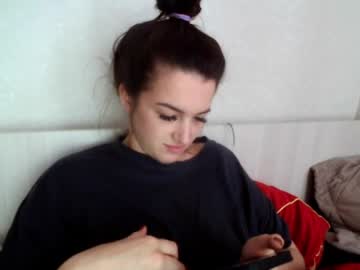 Elisa_Dove208 August 30, 2025 Chaturbate stream image