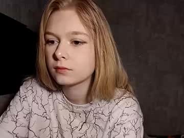 Chanelledroz August 31, 2025 Chaturbate stream image