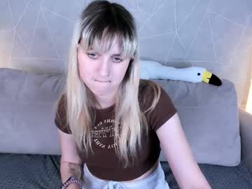 Kristi_Wizz September 01, 2025 Chaturbate stream image